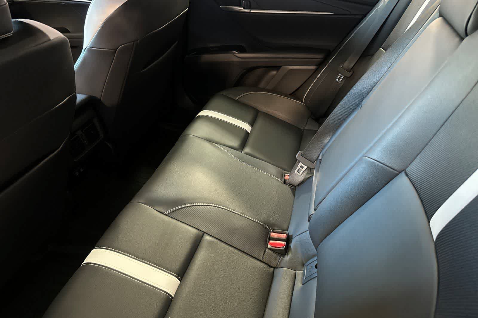 Used 2026 Toyota Camry SE w/ Multimedia Upgrade Package FWD image 5