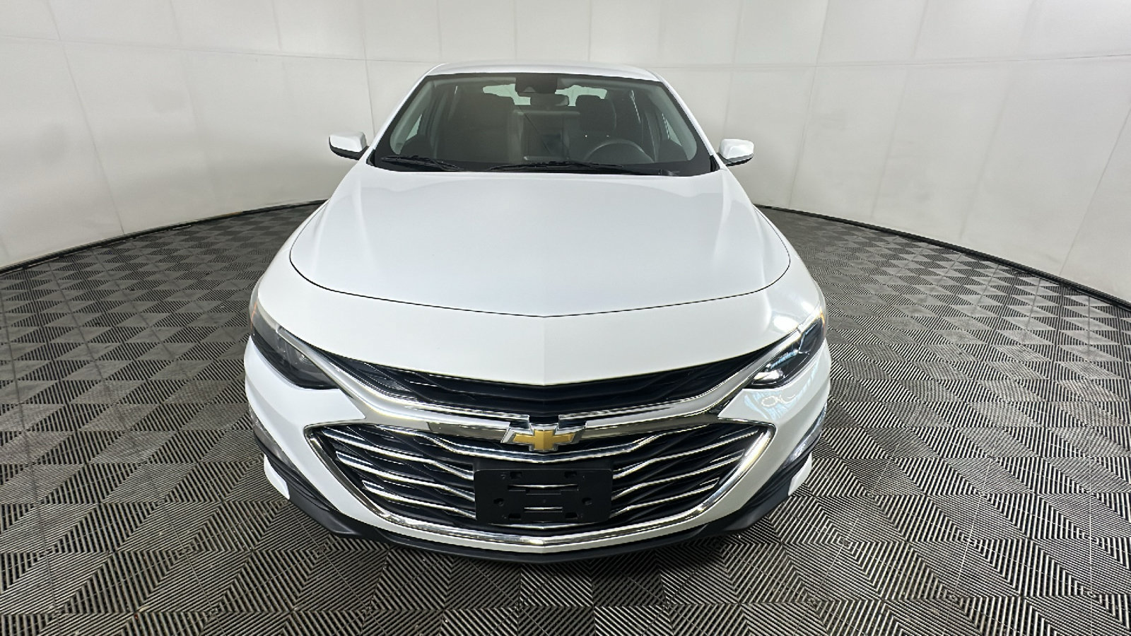 Used 2023 Chevrolet Malibu LT FWD image 8