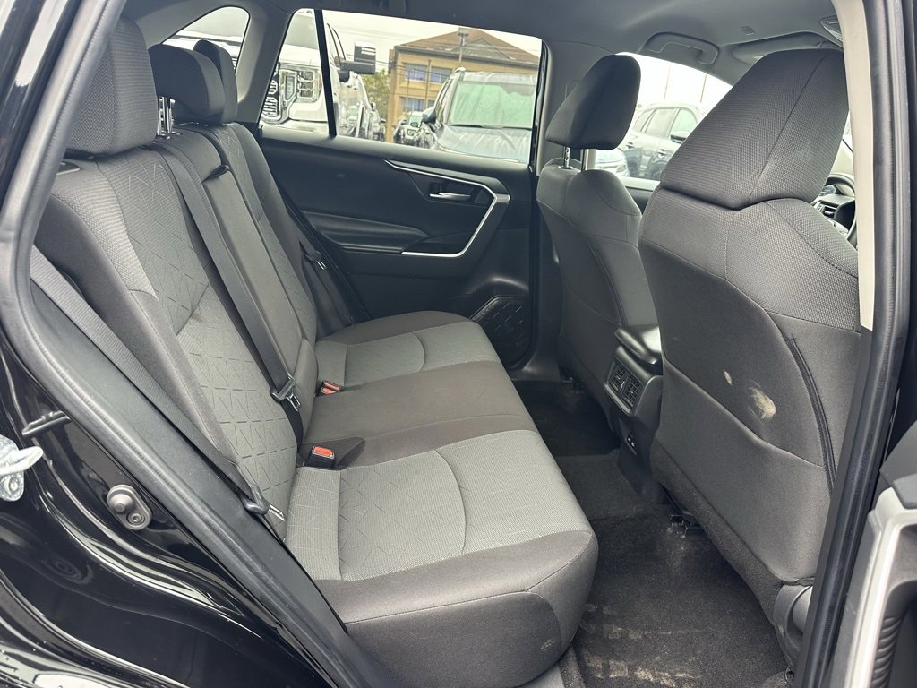 Used 2023 Toyota RAV4 XLE image 17