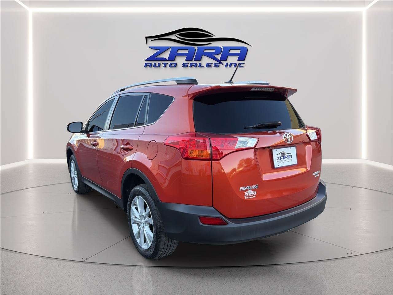 Used 2015 Toyota RAV4 Limited w/ Technology Package AWD/4WD image 5