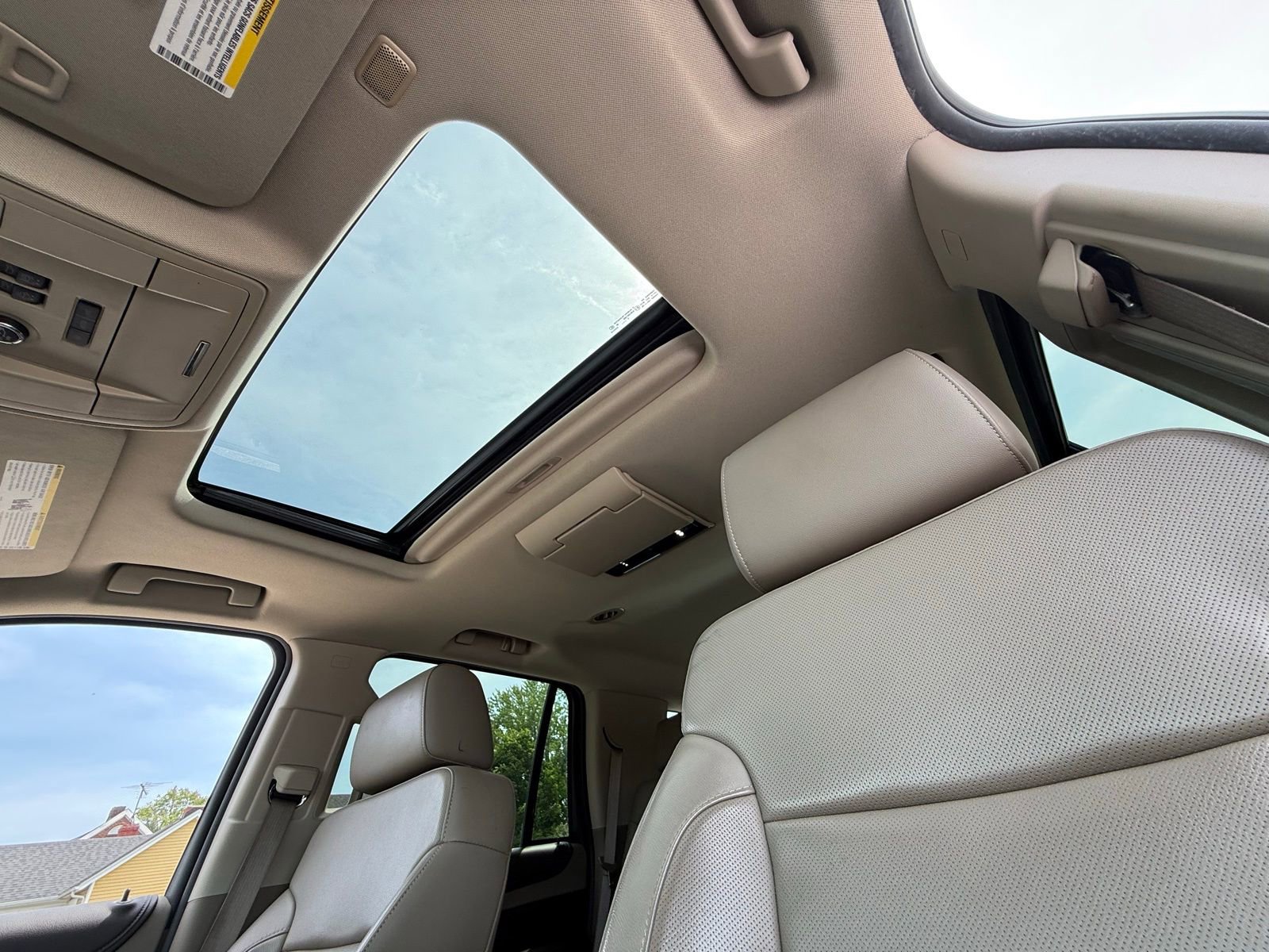 Used 2016 Chevrolet Tahoe LTZ AWD/4WD image 24