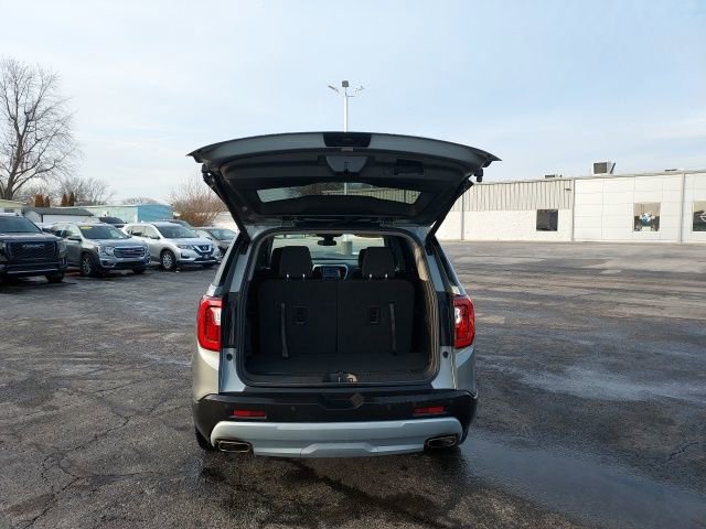Certified 2023 GMC Acadia SLE w/ Driver Convenience Package image 6
