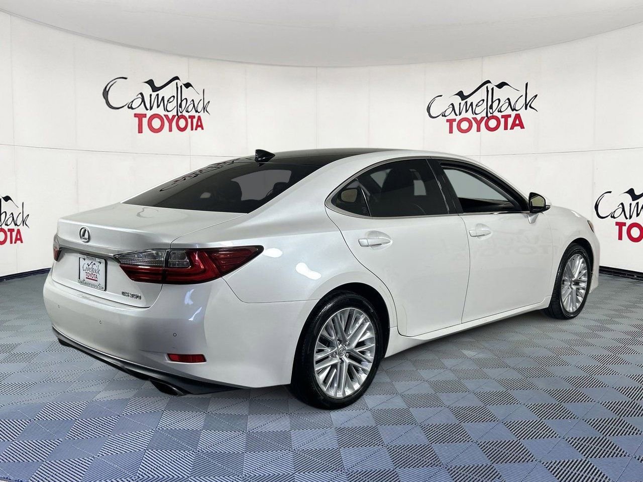 Used 2017 Lexus ES 350 w/ Luxury Package FWD image 8