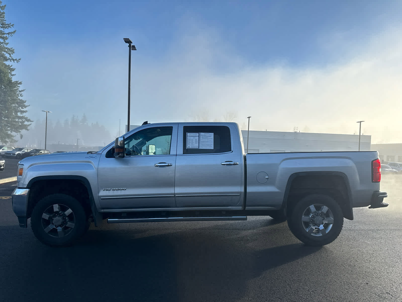 Used 2015 GMC Sierra 3500 SLT w/ Duramax Plus Package image 4