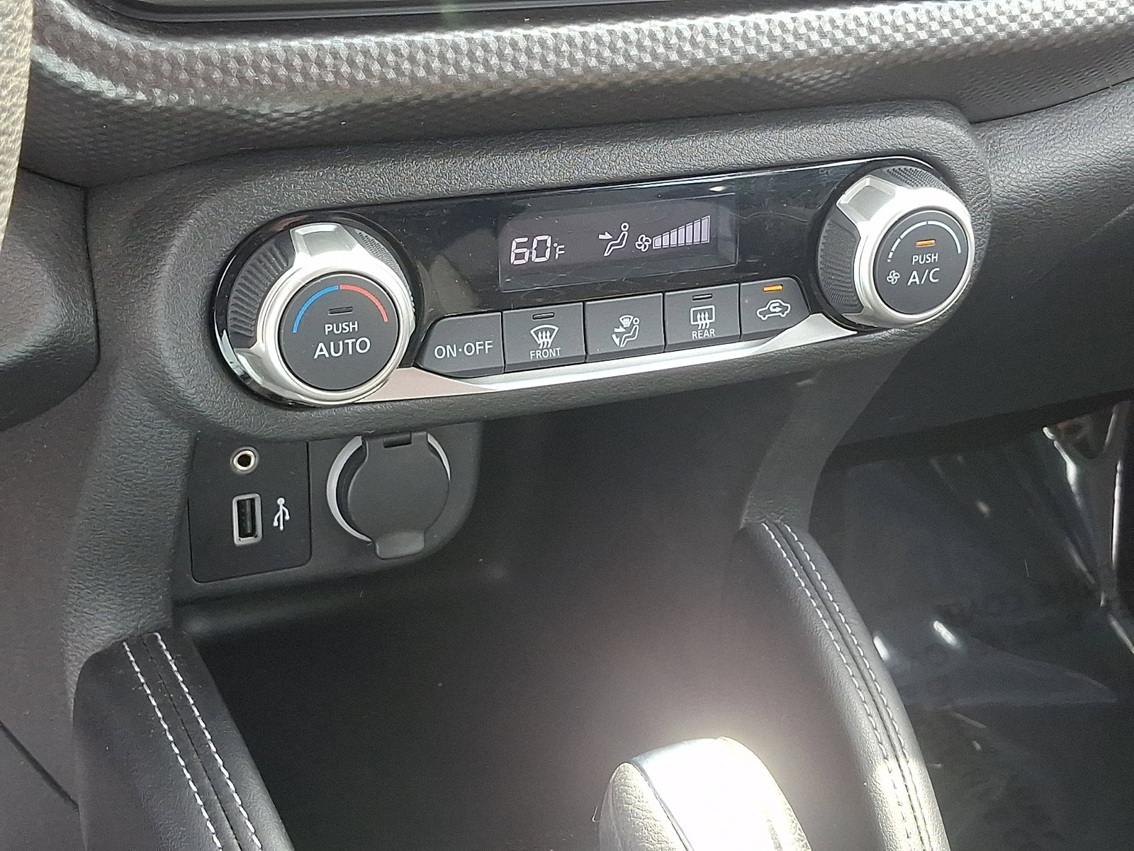 Used 2020 Nissan Kicks SV FWD image 15