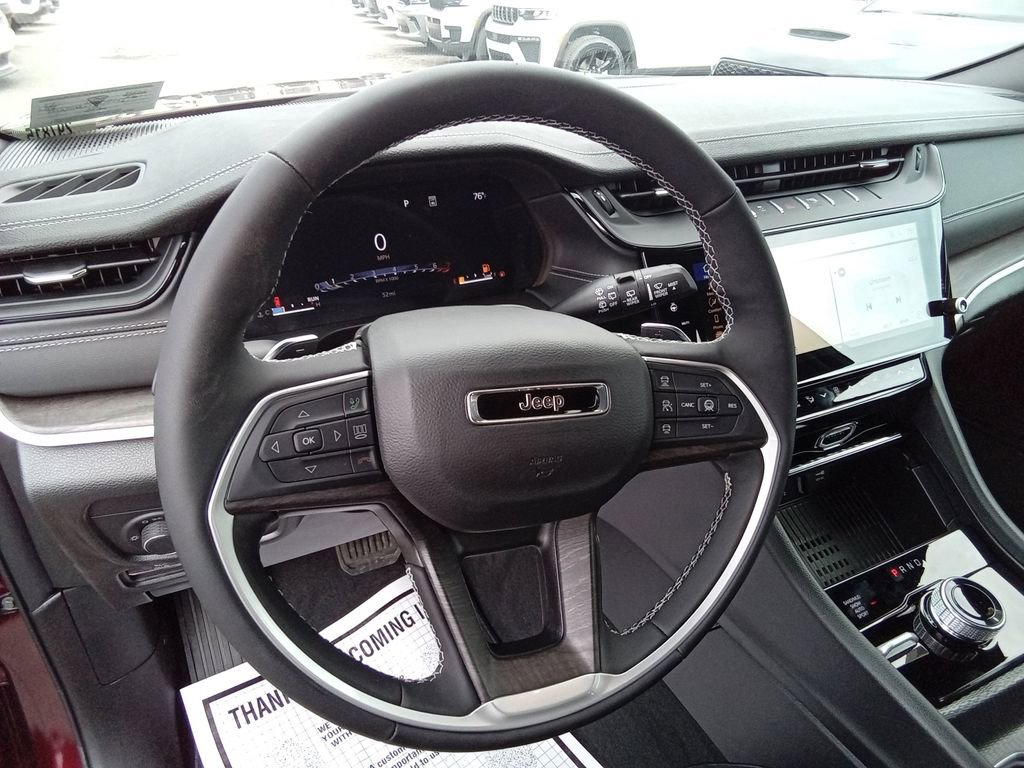 New 2026 Jeep Grand Cherokee Altitude image 16