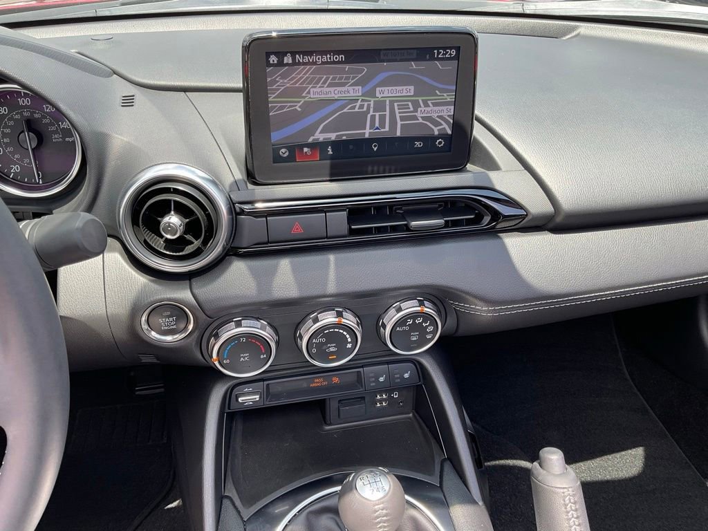 Used 2023 MAZDA MX-5 Miata Grand Touring RWD image 16