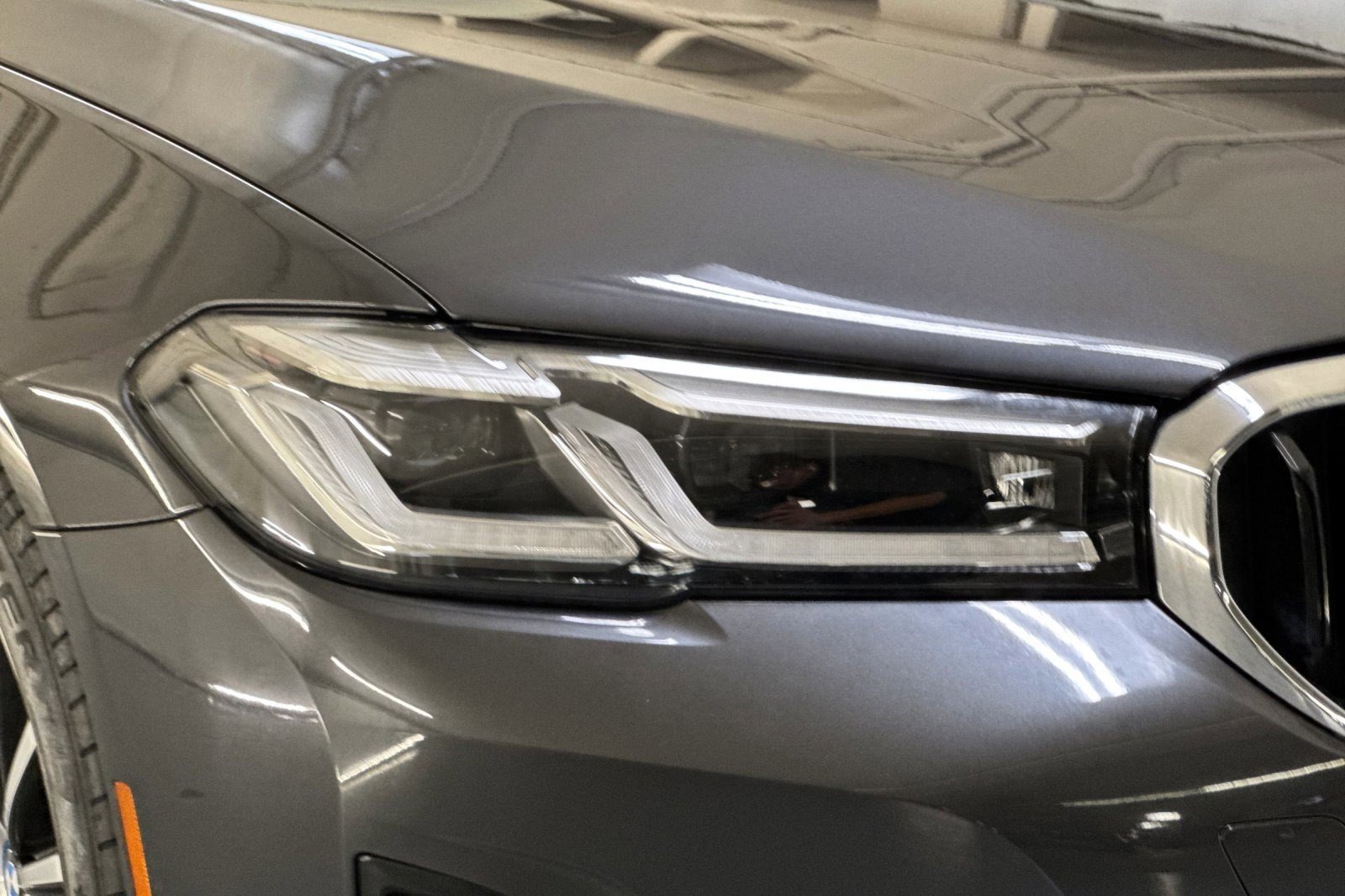 Used 2023 BMW 530e w/ Convenience Package image 10