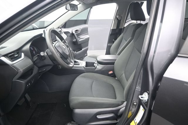 Used 2024 Toyota RAV4 LE FWD image 10