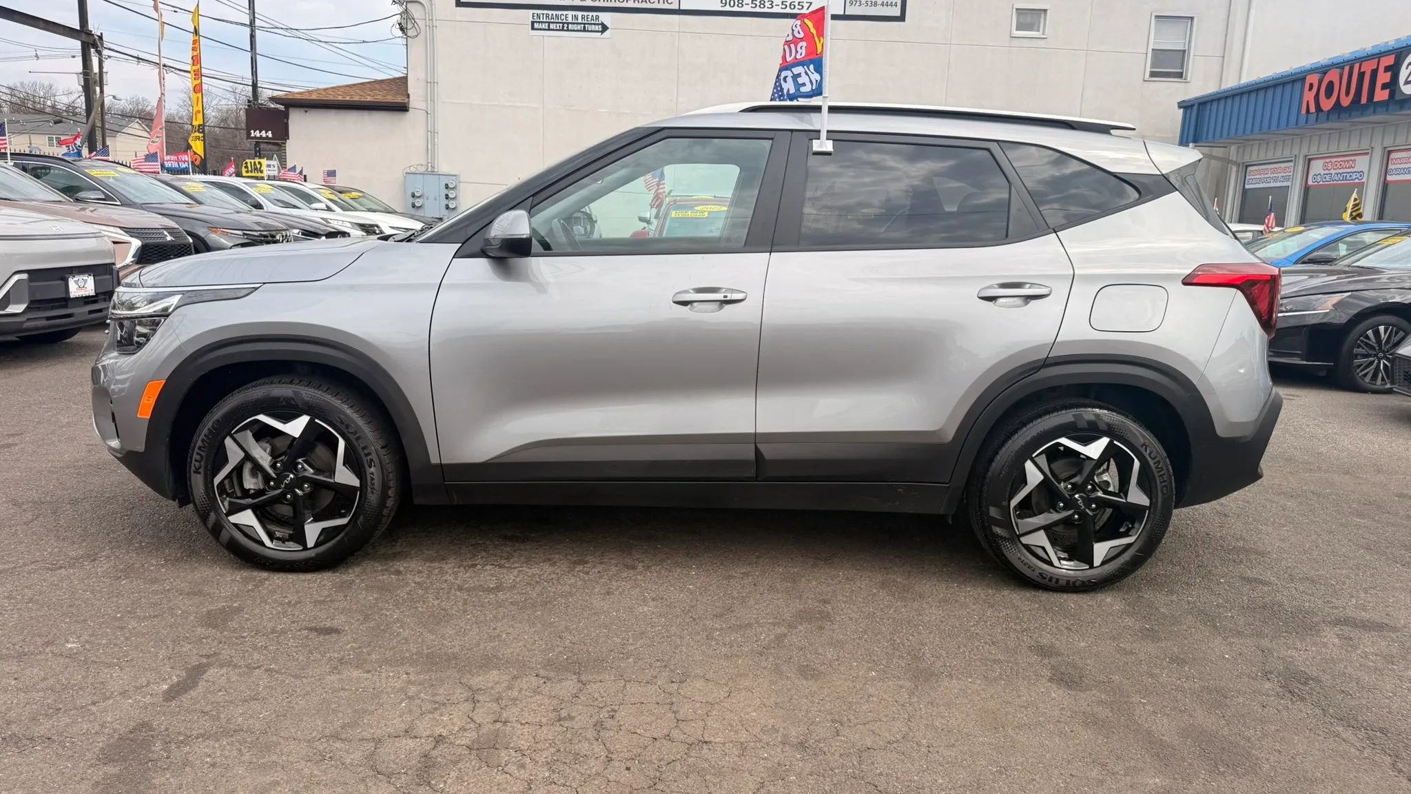 Used 2025 Kia Seltos S FWD image 10