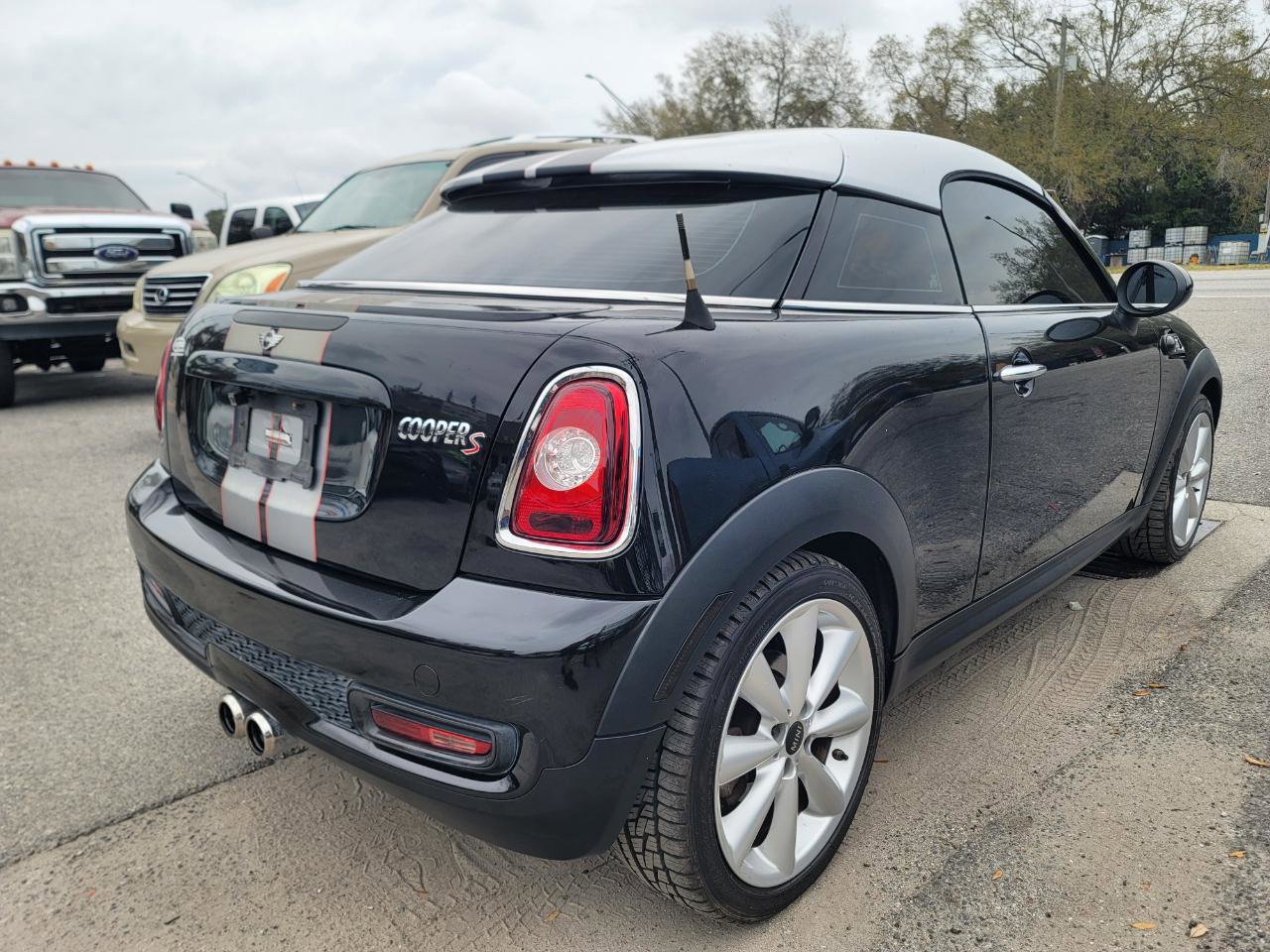 Used 2012 MINI Cooper Coupe S w/ Sport Pkg image 7