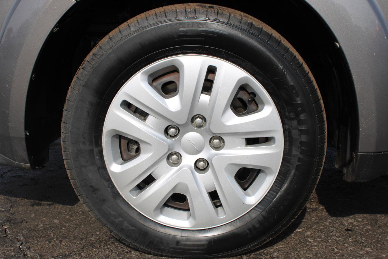 Used 2013 Dodge Journey American Value Package w/ Flexible Seating Group image 48