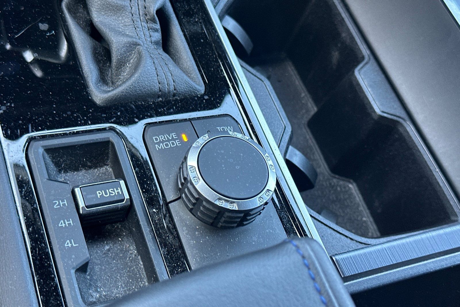 Used 2024 Toyota Sequoia Platinum image 31