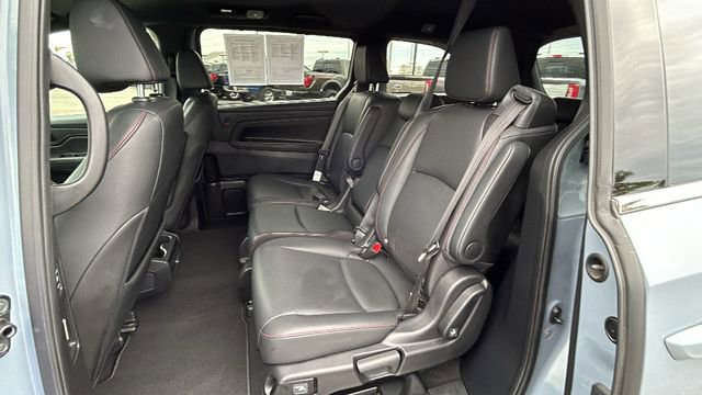 Used 2025 Honda Odyssey Sport-L image 14