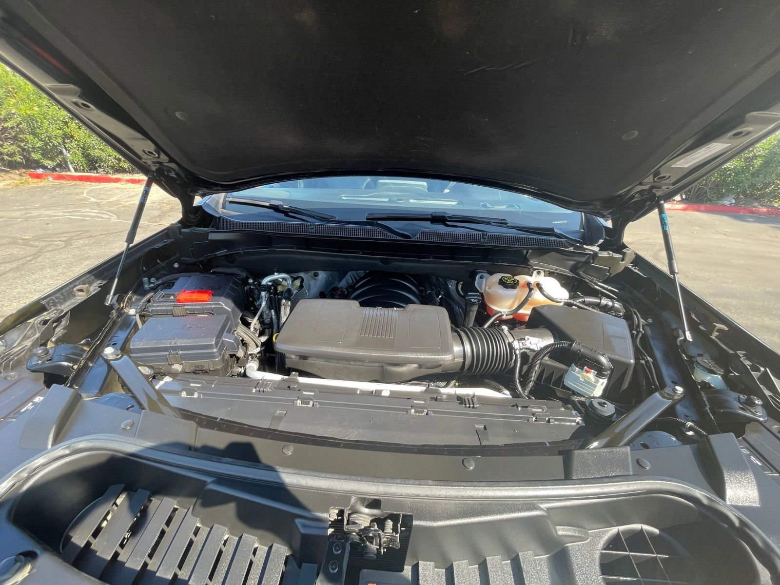 Used 2023 Chevrolet Tahoe LT w/ Luxury Package image 35