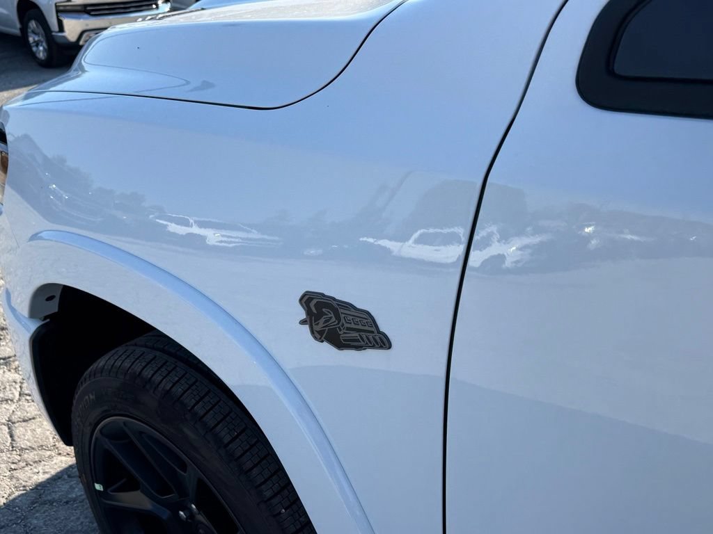 New 2027 RAM 1500 Laramie AWD/4WD image 11