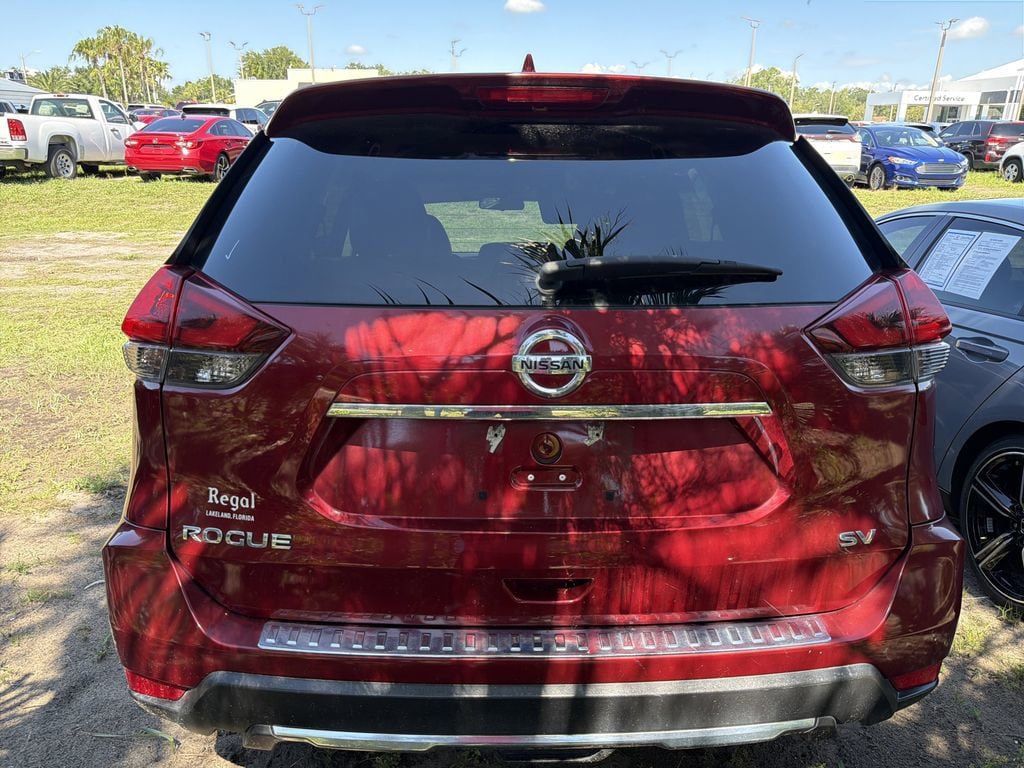 Used 2018 Nissan Rogue SV FWD image 10