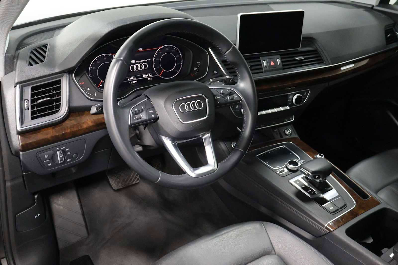 Certified 2020 Audi Q5 2.0T Premium Plus AWD/4WD image 4