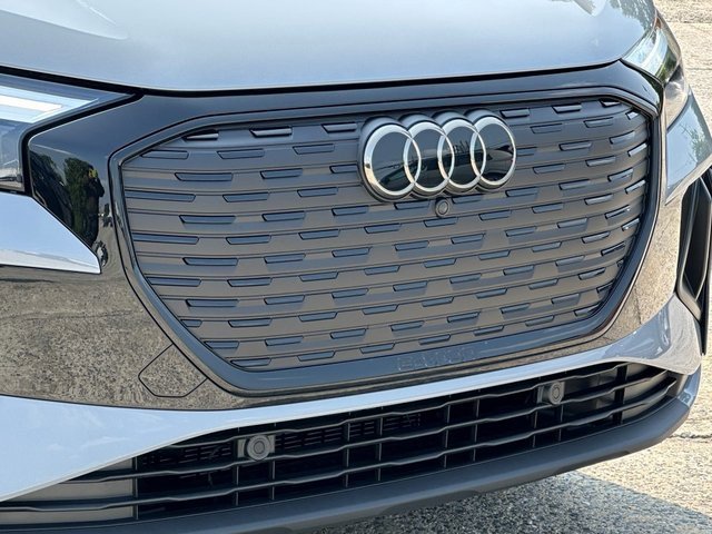 New 2025 Audi Q4 e-tron Premium Plus image 2