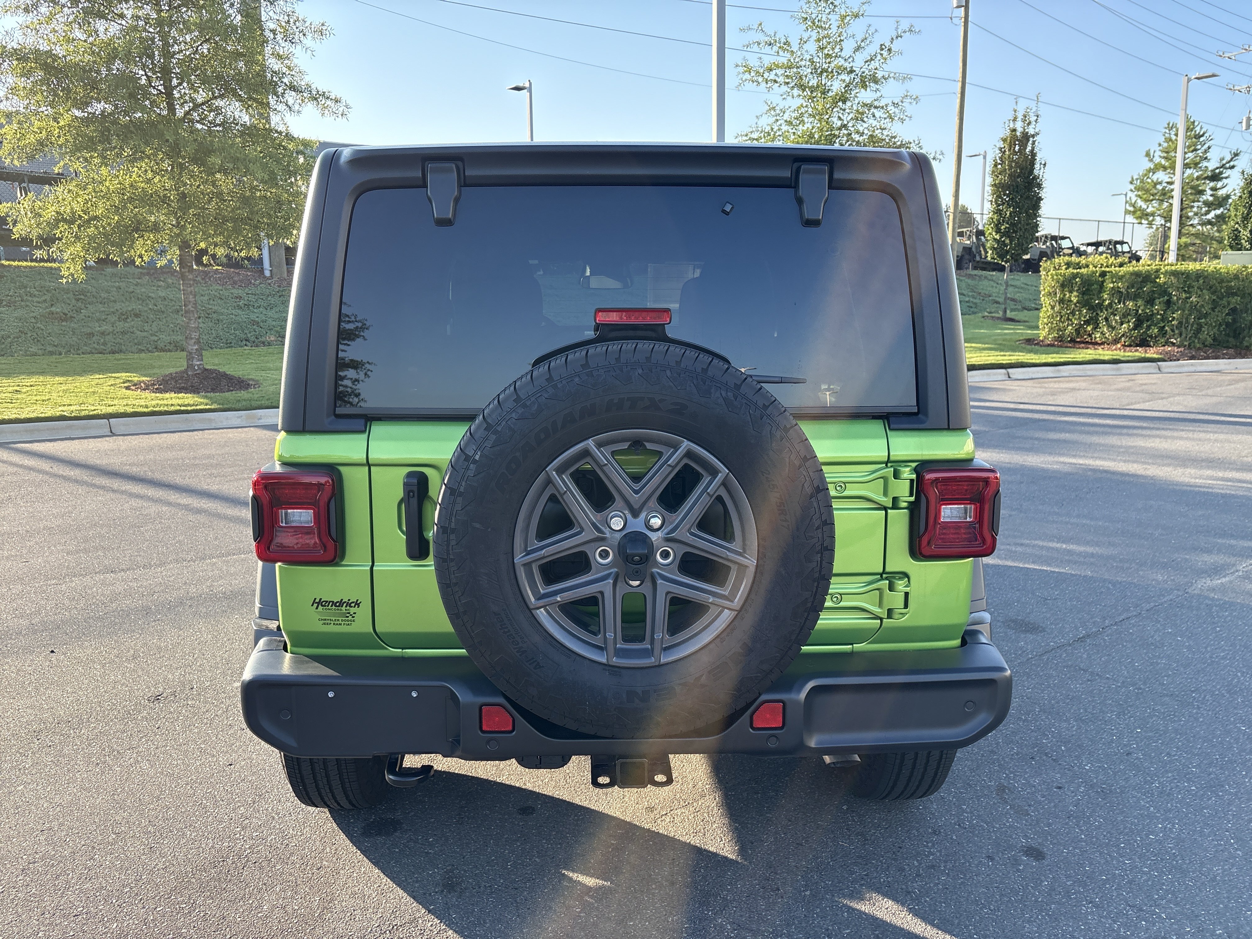 Used 2025 Jeep Wrangler Unlimited Sport AWD/4WD image 8