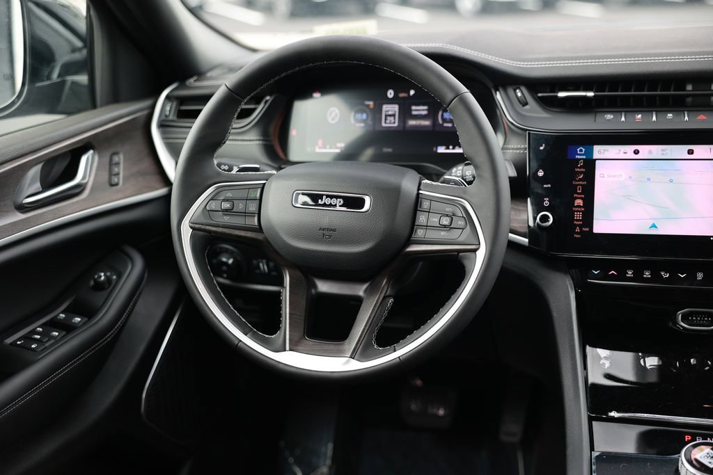 New 2026 Jeep Grand Cherokee Limited w/ MOPAR Finishing Package image 22