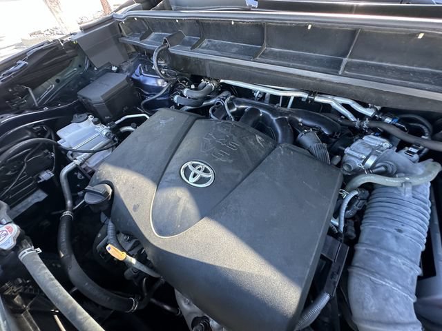 Used 2022 Toyota Highlander Limited AWD/4WD image 35