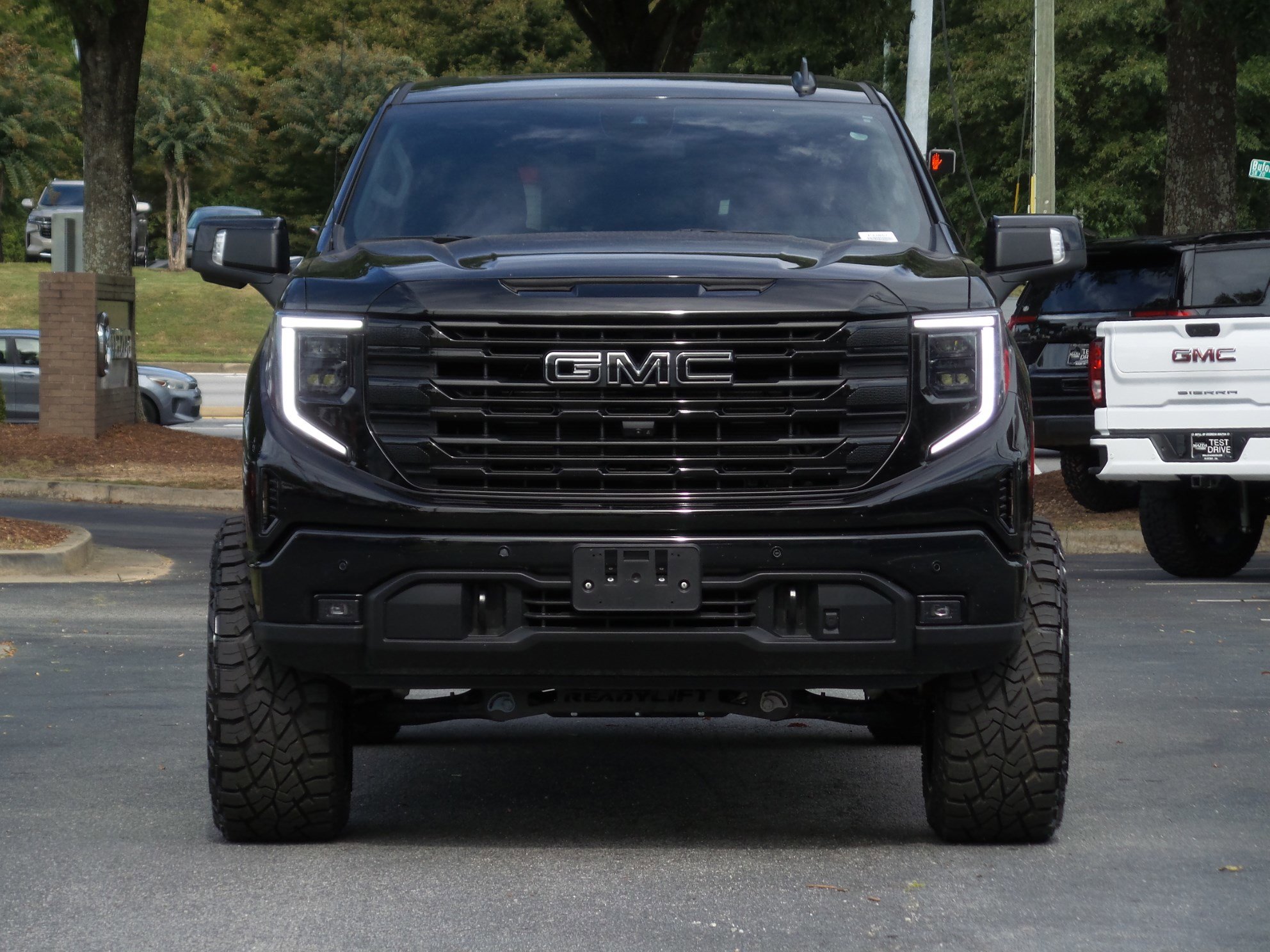 Used 2025 GMC Sierra 1500 Elevation w/ Elevation Premium Package image 25