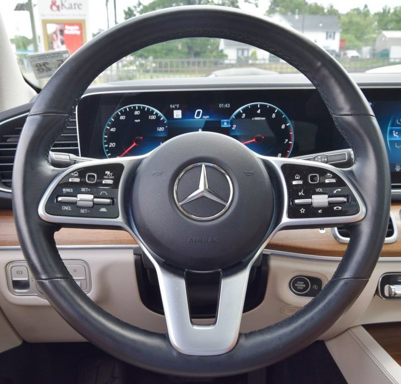 Used 2023 Mercedes-Benz GLE 350 4MATIC image 25
