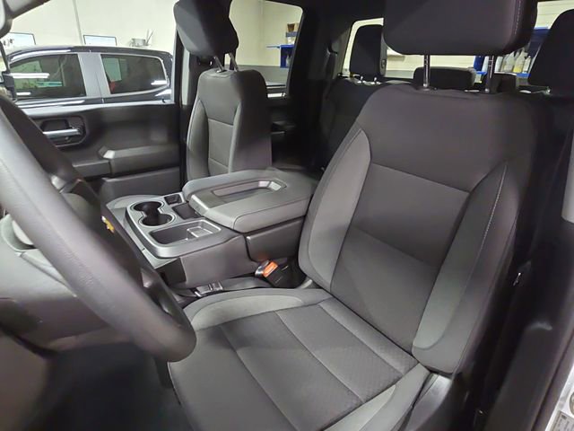 Used 2026 Chevrolet Silverado 2500 Custom w/ Custom Convenience Package image 18