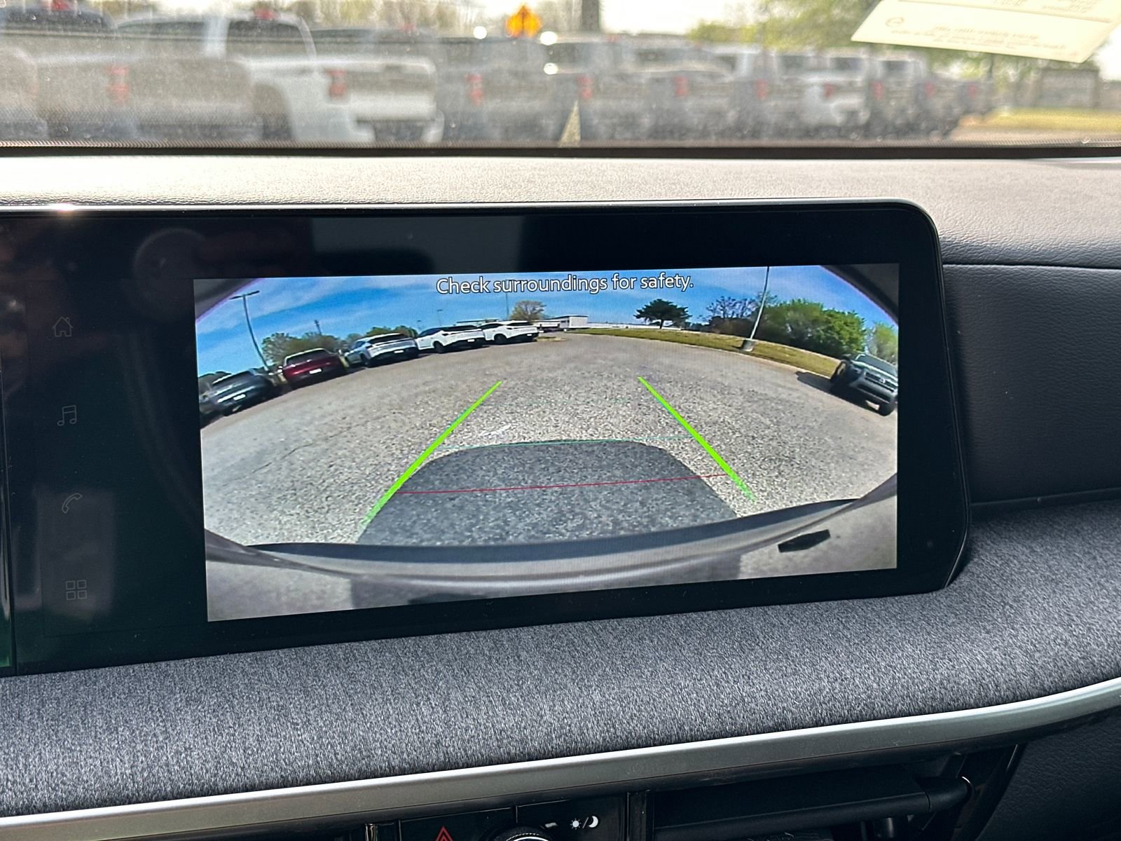 New 2026 Nissan Kicks S image 27