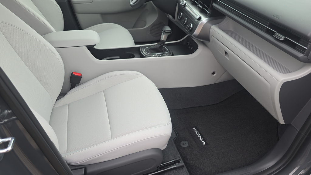 New 2026 Hyundai Kona SE AWD/4WD image 13
