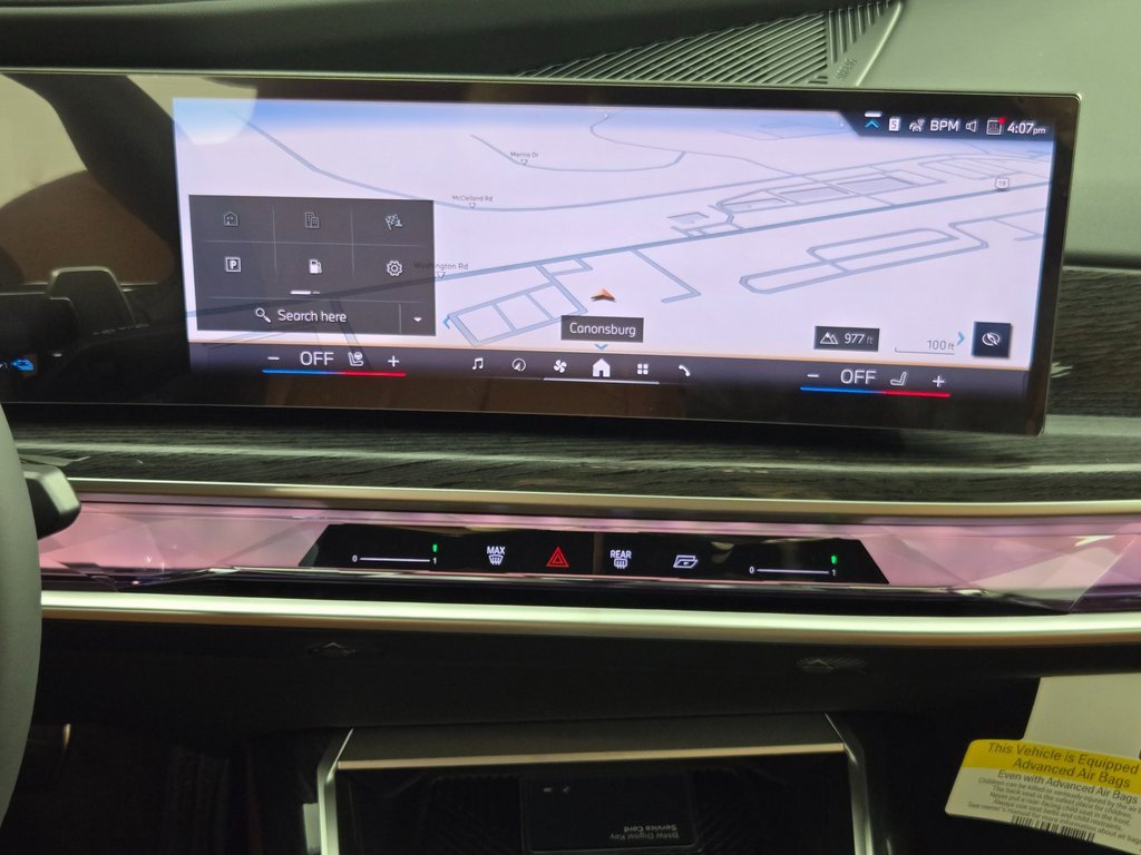 New 2026 BMW 750e xDrive image 19