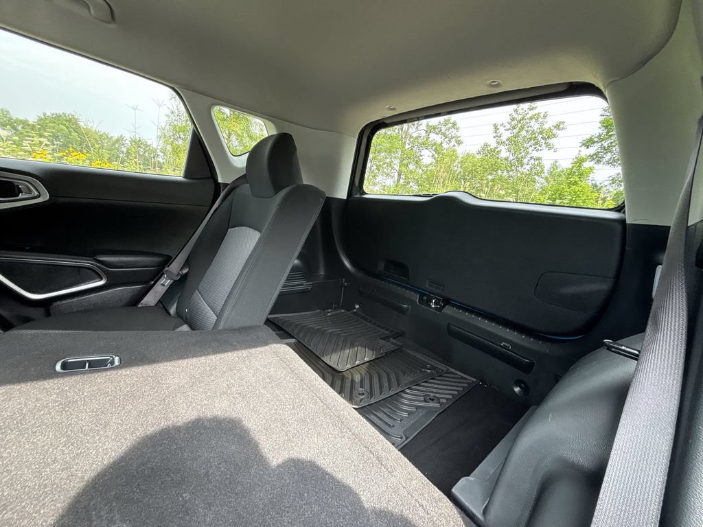Used 2024 Kia Soul S FWD image 26