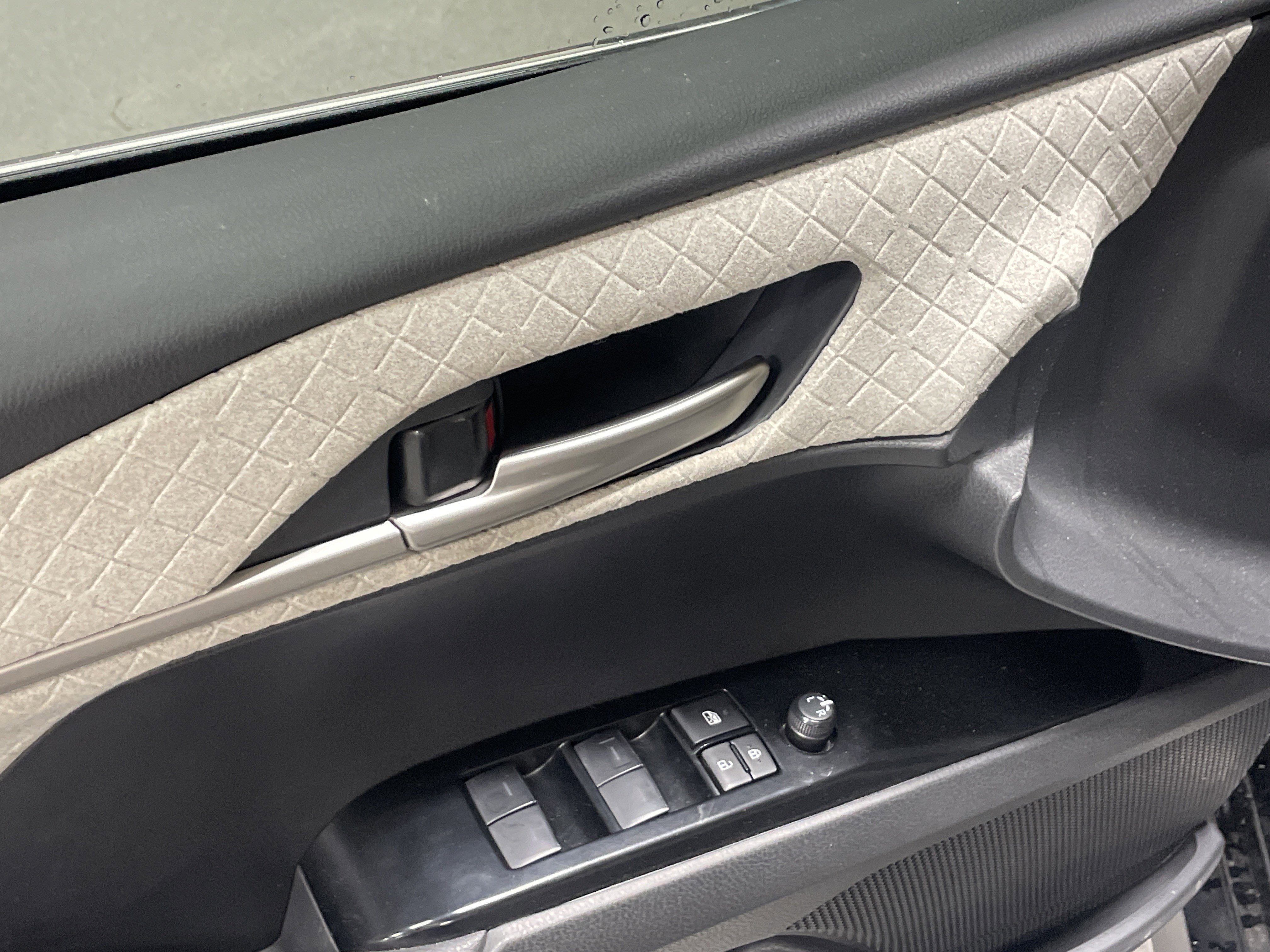 Certified 2025 Toyota Camry XLE FWD image 15