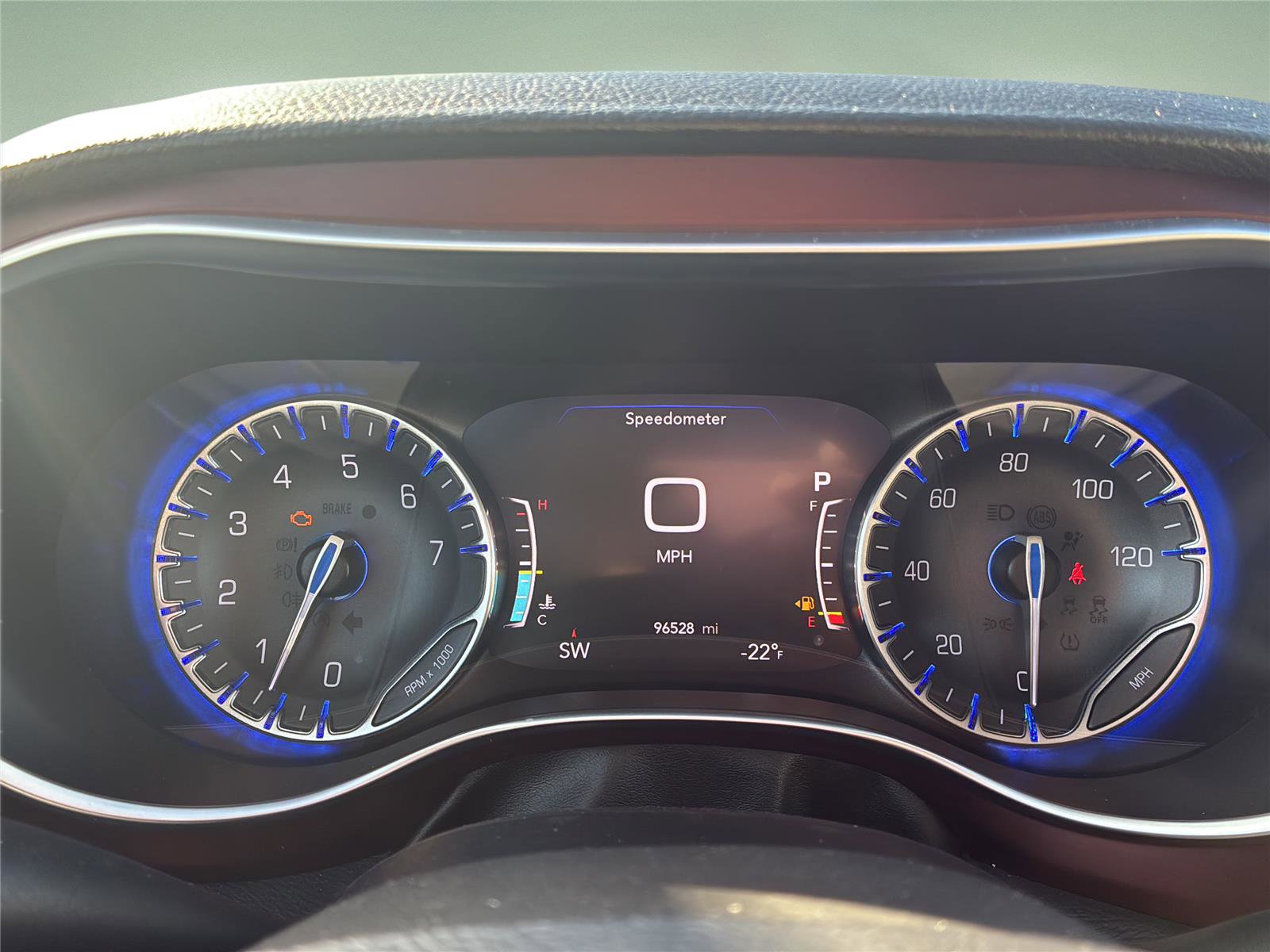 Used 2017 Chrysler Pacifica Limited image 20