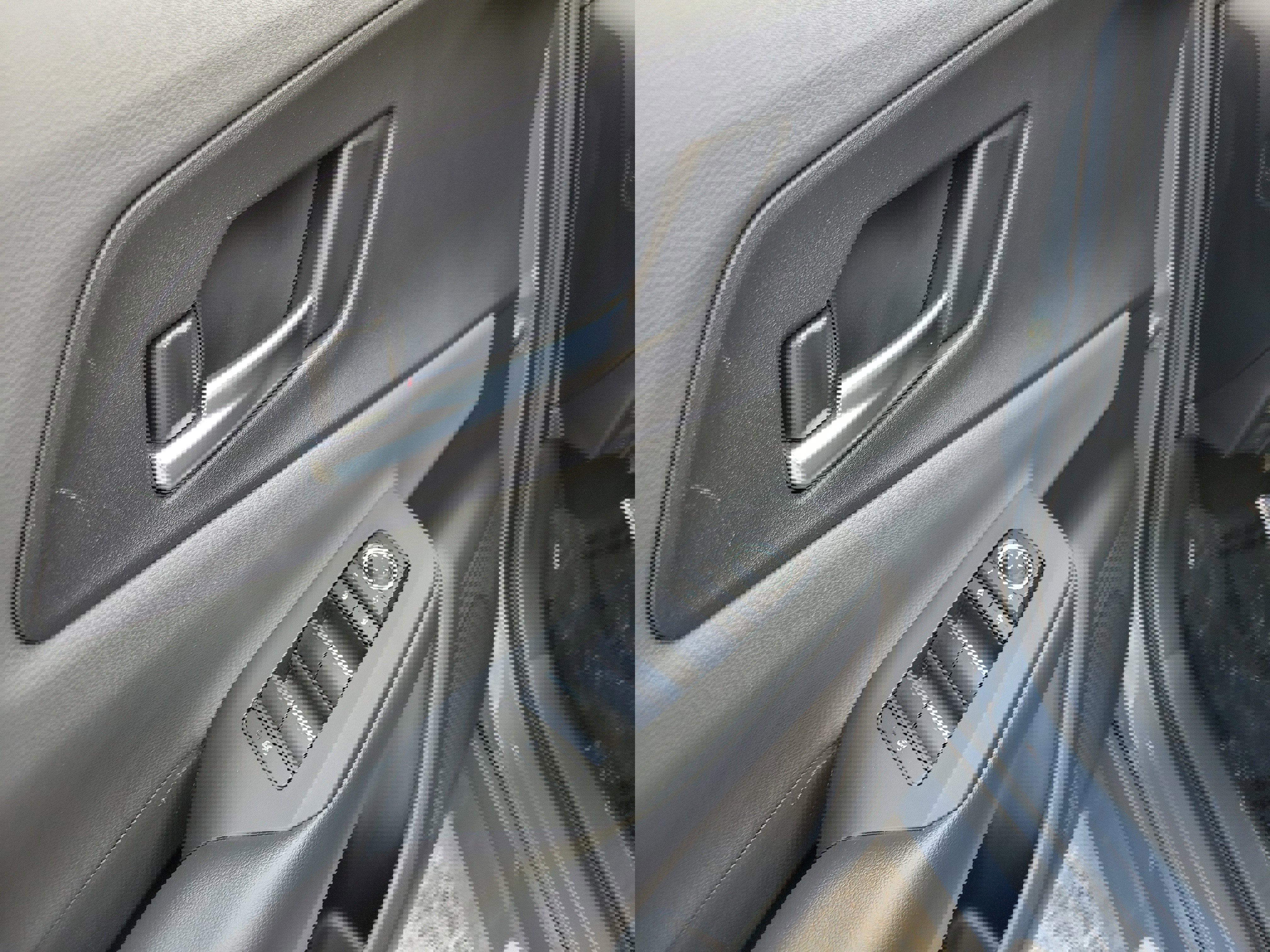 Used 2024 Toyota Prius XLE image 18