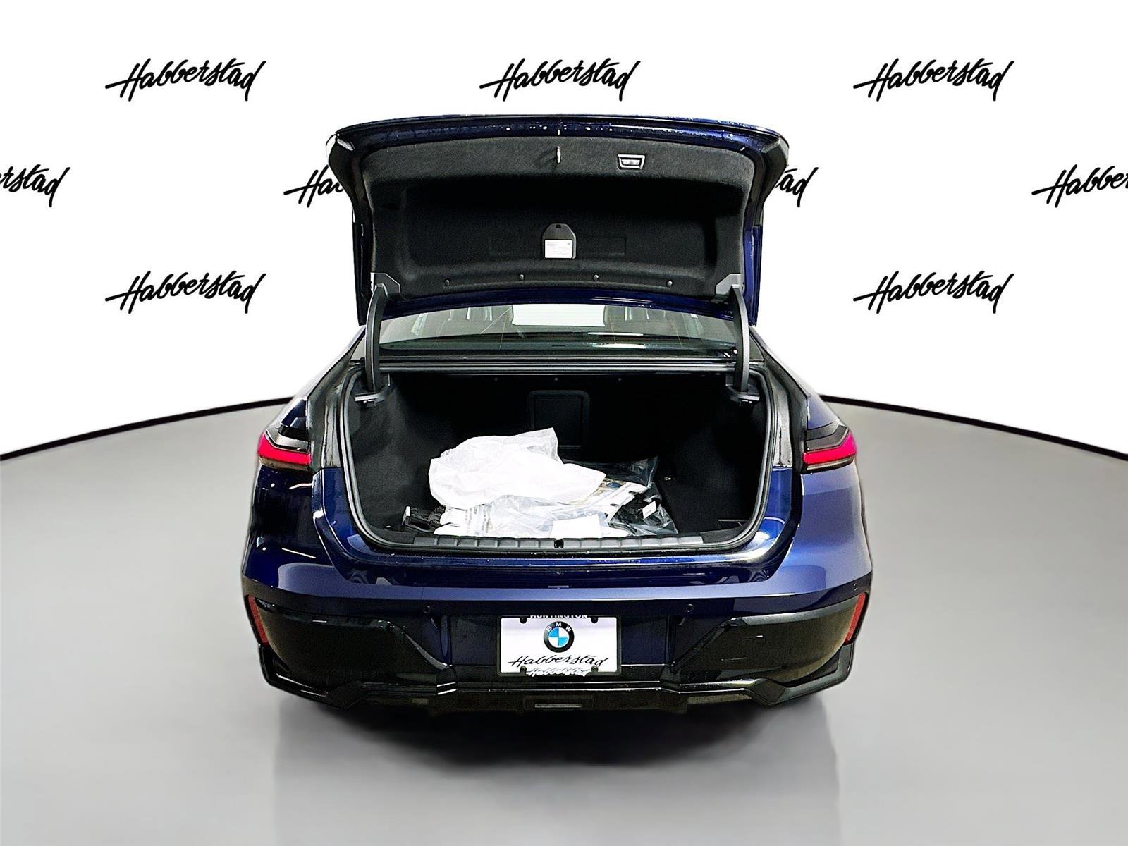 New 2026 BMW 740i xDrive 740i xDrive w/ Premium Package image 29