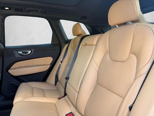 Used 2025 Volvo XC60 B5 Ultra w/ Protection Package Premier AWD/4WD image 21