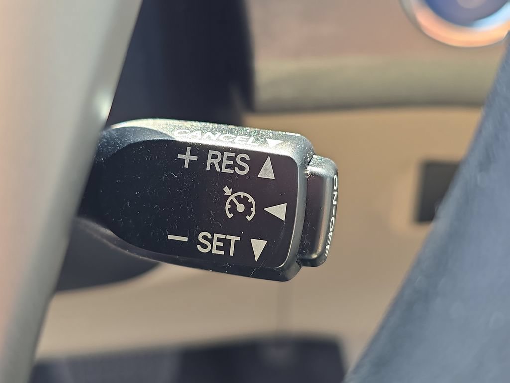 Used 2015 Toyota Prius Two FWD image 14