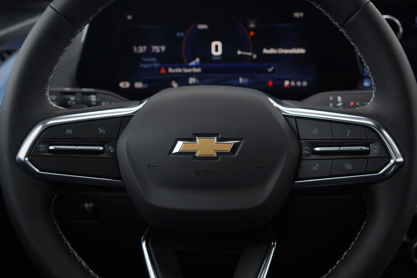 New 2025 Chevrolet Equinox EV LT image 14