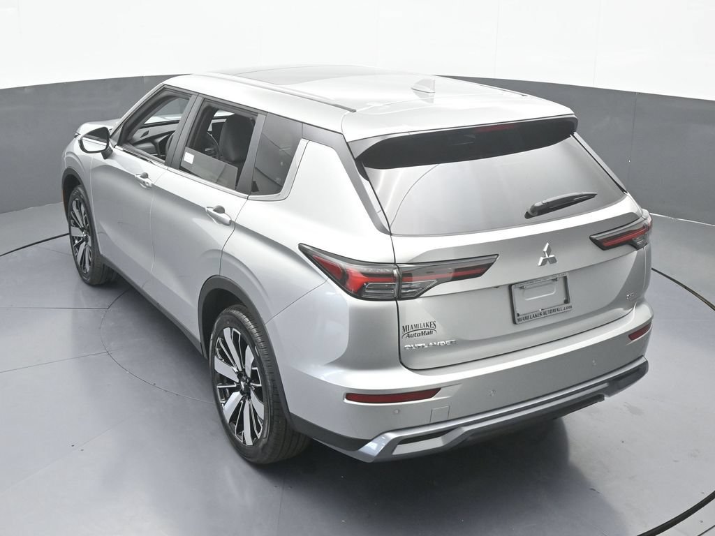 New 2026 Mitsubishi Outlander SE FWD image 57