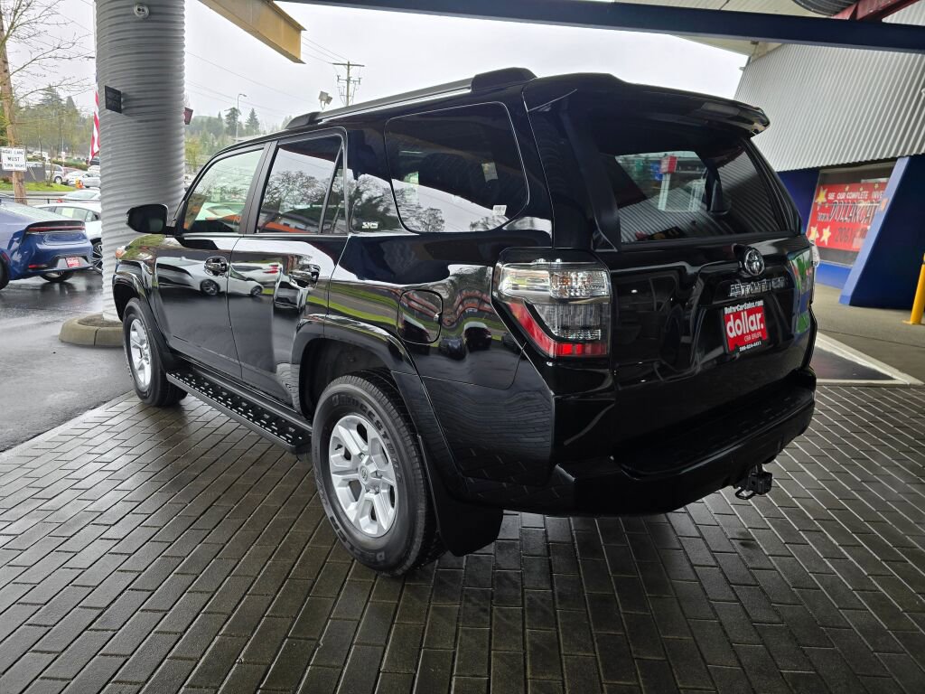 Used 2024 Toyota 4Runner SR5 Premium w/ Moonroof Package AWD/4WD image 7