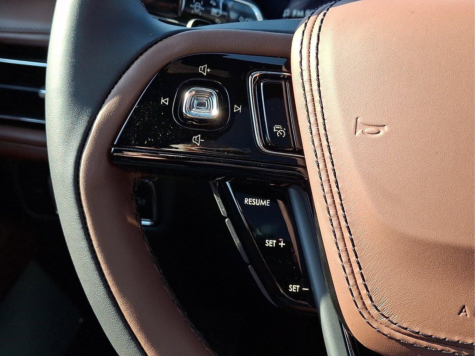 New 2027 Lincoln Aviator Reserve AWD/4WD image 14