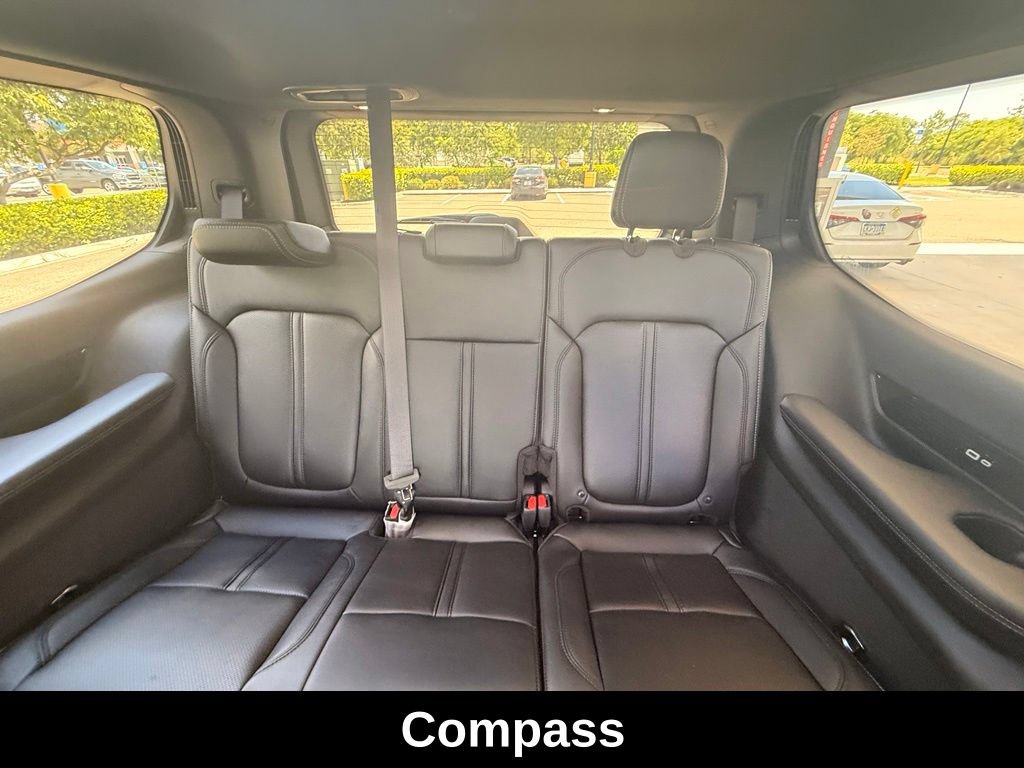 New 2026 Jeep Grand Wagoneer Summit w/ Rear Seat Video Group I AWD/4WD image 31