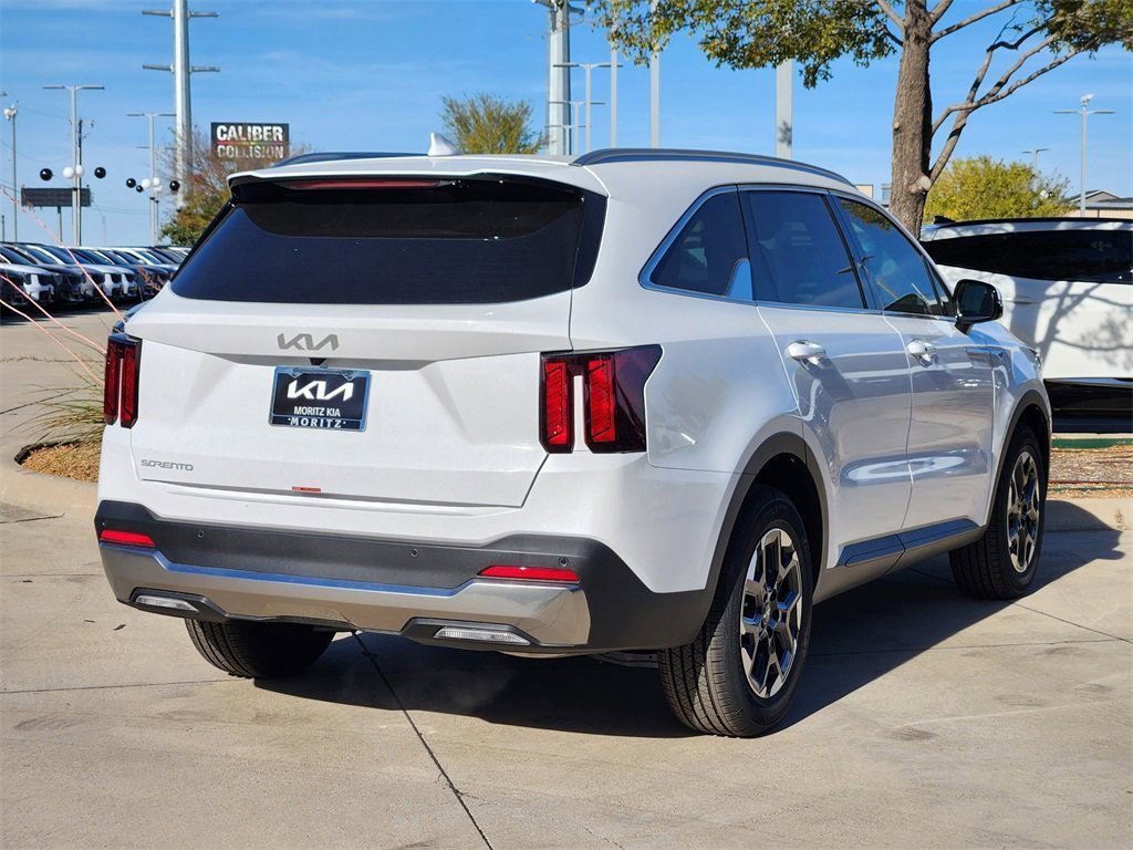 New 2026 Kia Sorento S w/ S Panoramic Sunroof Package image 4