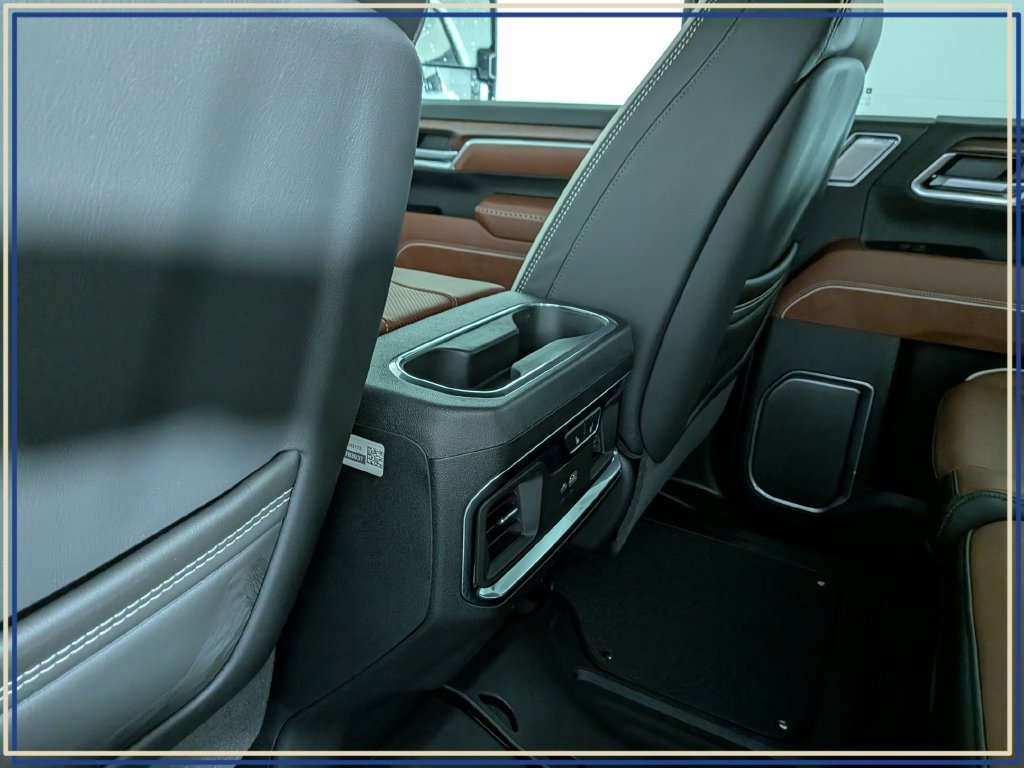 New 2026 GMC Sierra 3500 Denali Ultimate AWD/4WD image 32