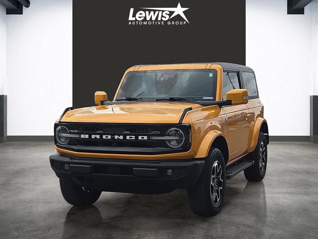Used 2022 Ford Bronco Outer Banks AWD/4WD image 1