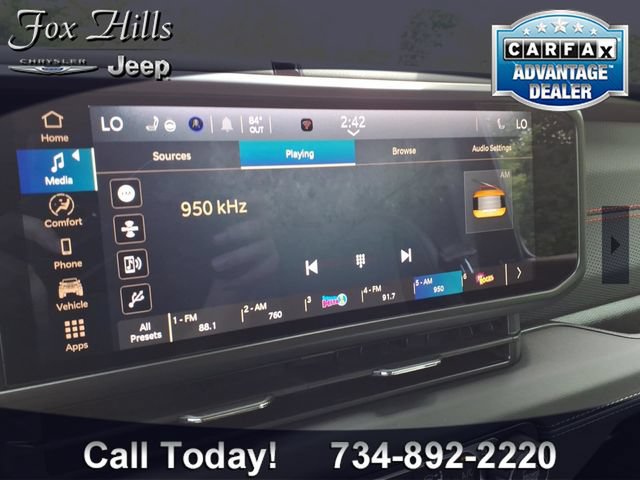 New 2026 Jeep Gladiator Rubicon w/ Safety Group AWD/4WD image 19