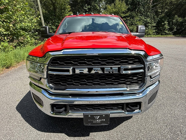 Used 2024 RAM 2500 Tradesman w/ Chrome Appearance Group AWD/4WD image 3