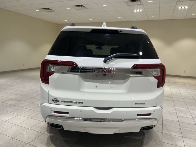 Used 2023 GMC Acadia Denali AWD/4WD image 4
